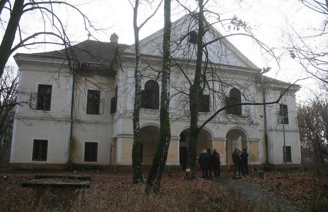 Sárközújlak02